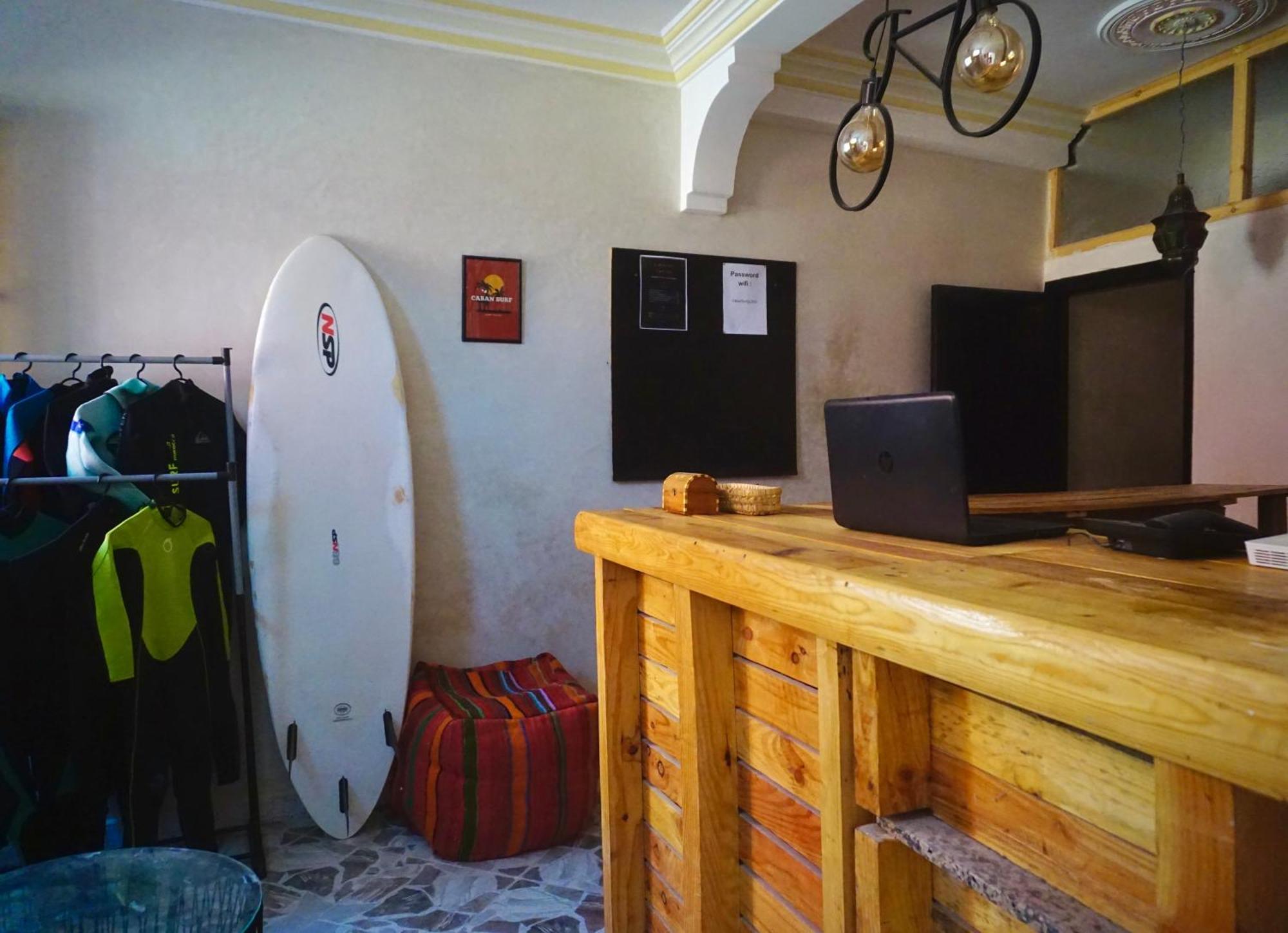 Caban Surf Hostel Tamraght Ngoại thất bức ảnh